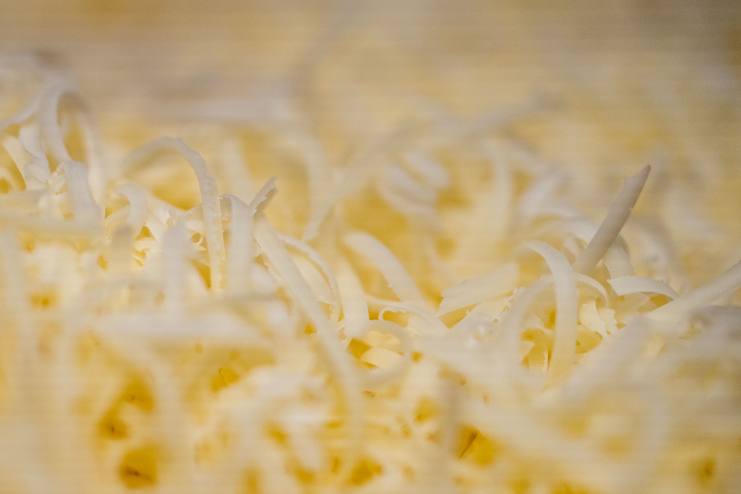 Découpage du fromage en dés